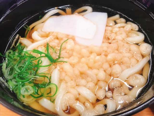 Tanuki Udon (Tempura Bits Udon)