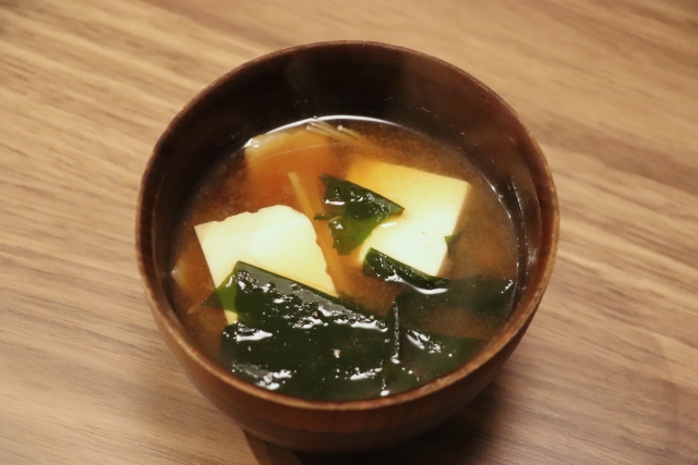 Miso Soup with Tofu & Wakame